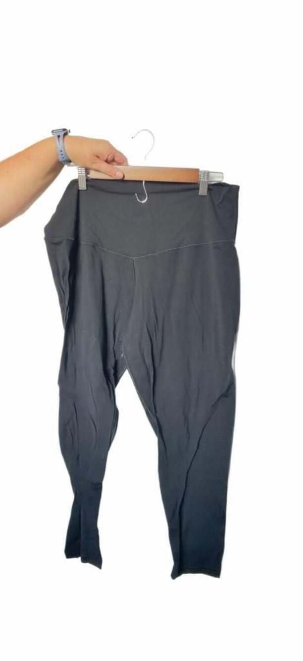 Offline by Aerie Real Me Hi-Rise 7/8 Legging in Black, Size XXL‎